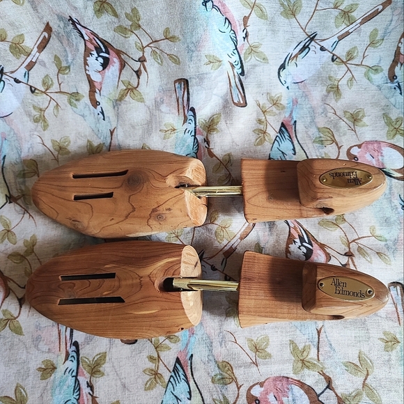 Allen Edmonds Wooden Cedar? Men's Wood Shoe Stretcher Form Size Large Adjustable - Picture 5 of 10